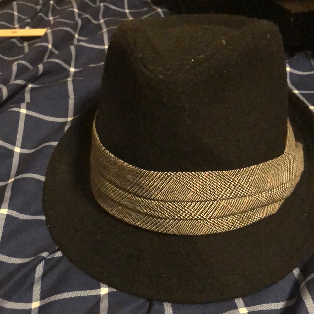 Urban Heritage black felt trilby